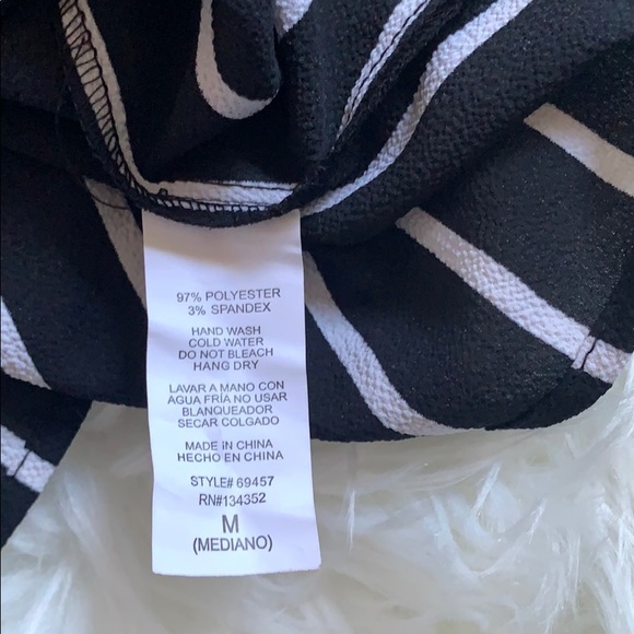 *BRAND NEW* Stripe Off the Shoulder top! - Picture 3 of 3